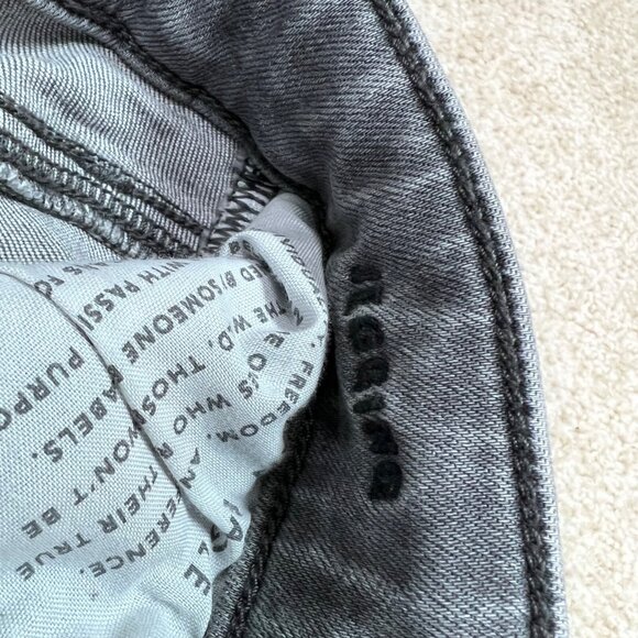 American Eagle Outfitters Jegging Jeans Women’s Gray Distressed Pockets Size 2 - Picture 8 of 10